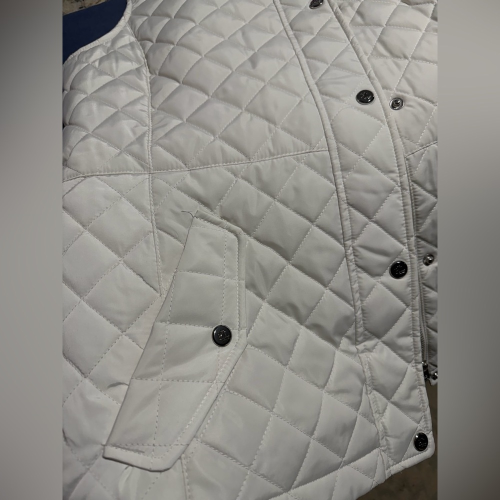 Ralph Lauren Ivory Like New Quilted vest with pockets - Picture 10 of 12